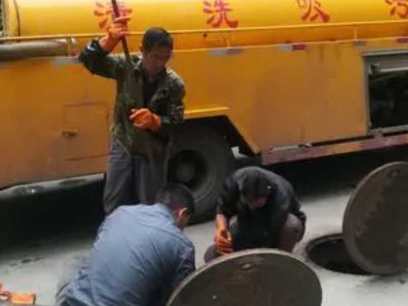 南昌青山湖区小何管道疏通服务部